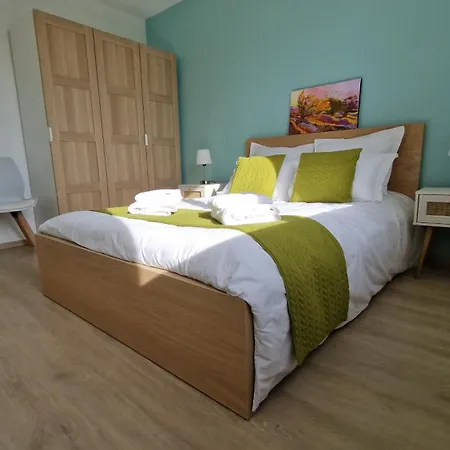 Et 95 M2 A 100m Du Lac, 3 Chambres, Parking Apartment Annecy