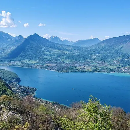 Et 95 M2 A 100m Du Lac, 3 Chambres, Parking Apartment Annecy
