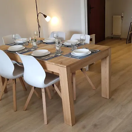 Et 95 M2 A 100m Du Lac, 3 Chambres, Parking Apartment Annecy