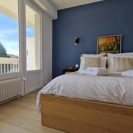 Apartment Et 95 M2 A 100m Du Lac, 3 Chambres, Parking