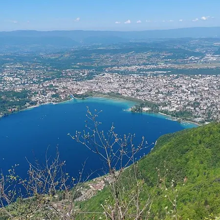 Et 95 M2 A 100m Du Lac, 3 Chambres, Parking Apartment Annecy